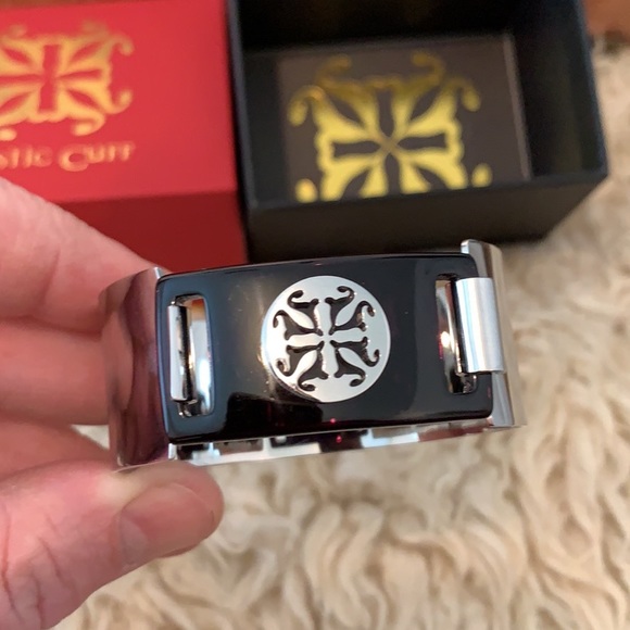 Rustic Cuff - Picture 6 of 6